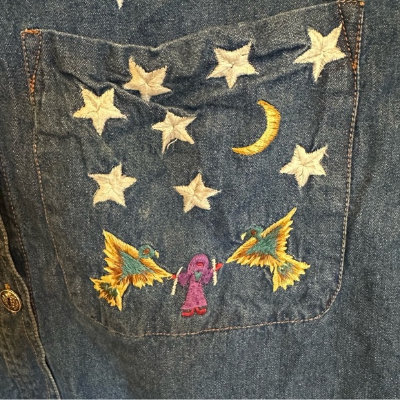 Boston Traders Vintage Womens Embroidered Boho Star Moon Denim Button Down Shirt - Picture 6 of 9